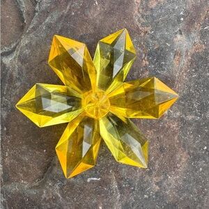 1950s Mid-Century Lemon Yellow Flower Brooch